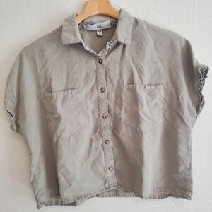 Women's Cropped Button Up Blouse Sage Thread Supply